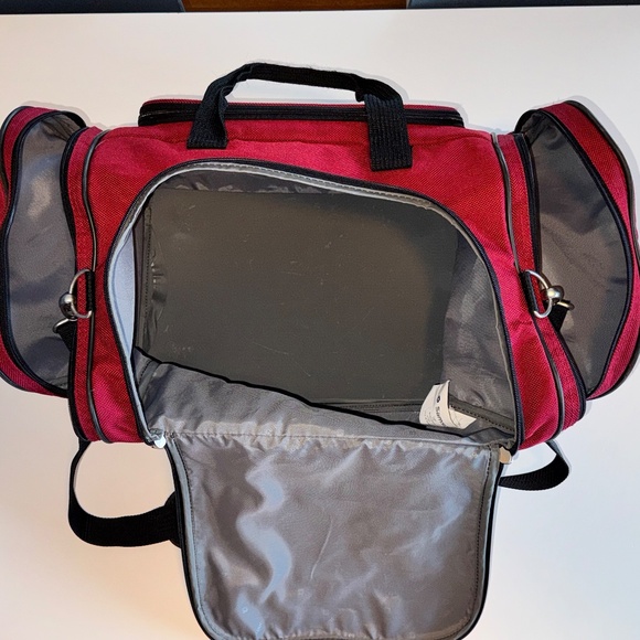 Samsonite Duffel Gym Bag / Weekender in Red, 2006 Classic Monte Carlo 2 edition - Picture 9 of 15